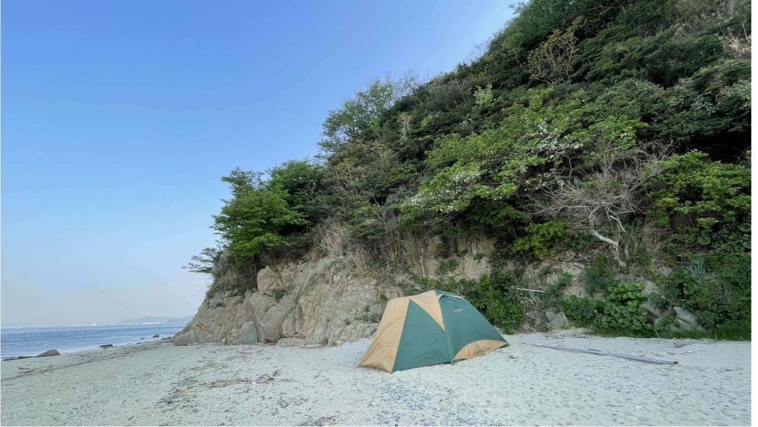 波音に包まれる、特別なビーチキャンプ。