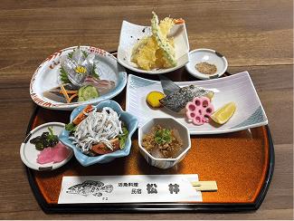 提携旅館での入浴・昼食（最終日に1回）